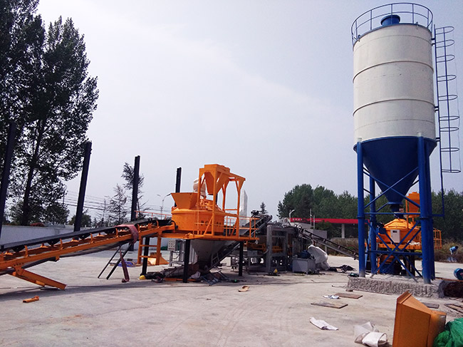 Zhengzhou Jianxin Machinery 25 cubic concrete mixing plant equipment sent to Luoyang, Henan, China